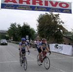 gal/2005/2005-10 Fondo Valdarbia 2005/3 - Arrivo giro corto/_thb_DSCN2765-01.jpg